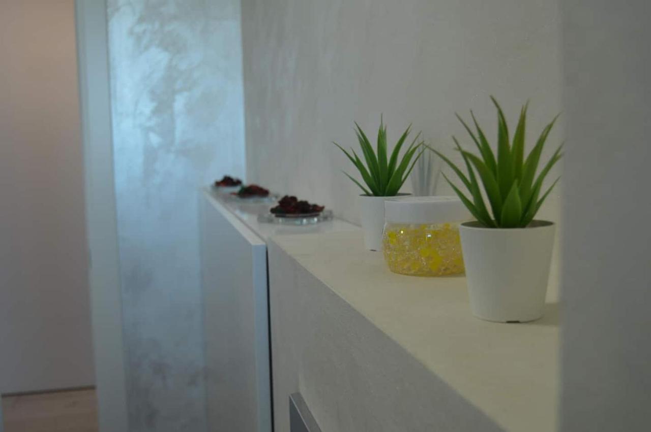 Nicho Residence Bucurestii Noi Exteriör bild